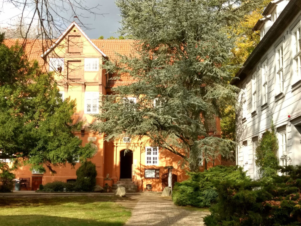 Amtsgericht und Richterhaus in der Sonne